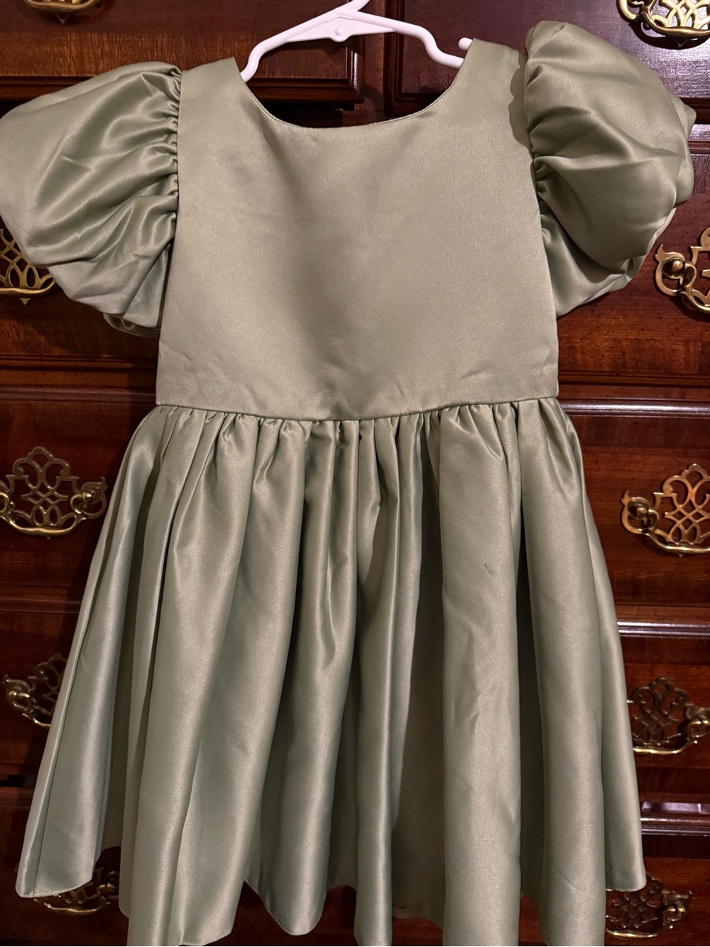 Girls’ Sage Puff-Sleeve Satin Dress